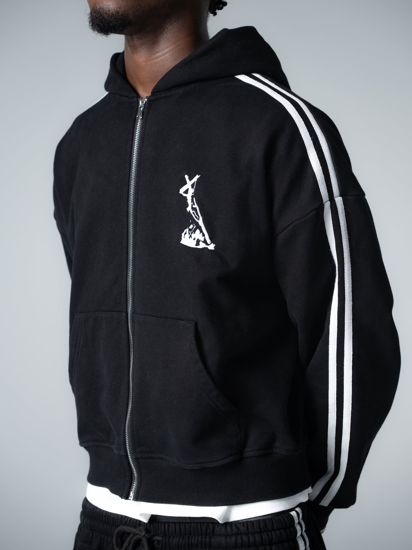 "BLACK" Psalm Logo Zip Jacket