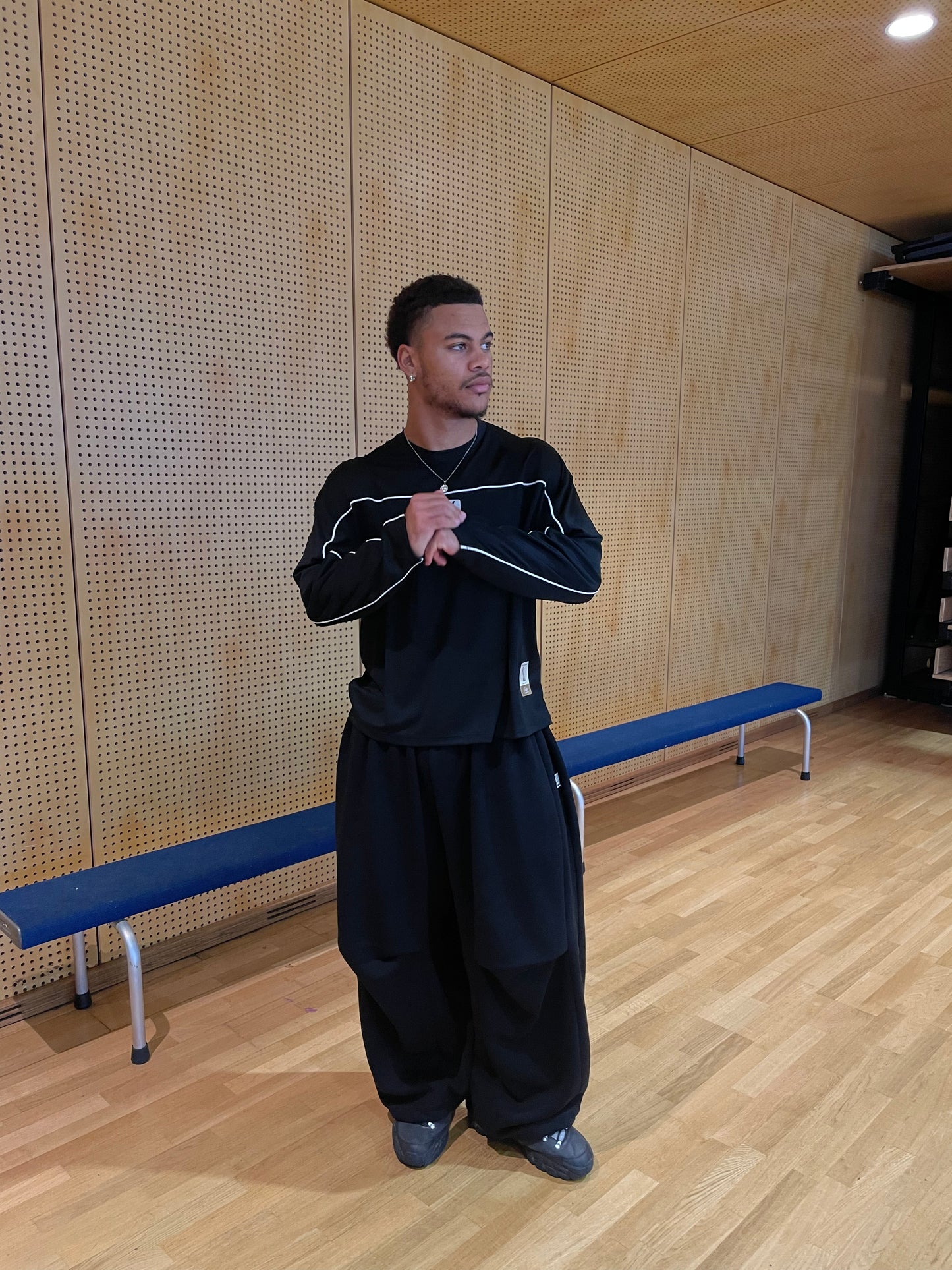 MESH LONGSLEEVES - BLACK